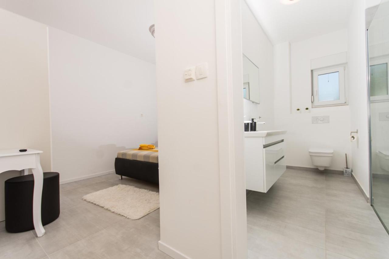 Apartment Julia Trogir Kültér fotó