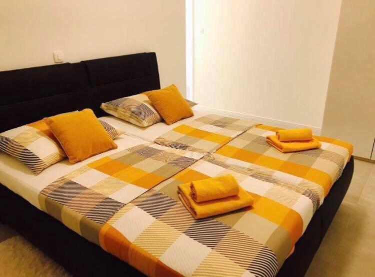 Apartment Julia Trogir Kültér fotó